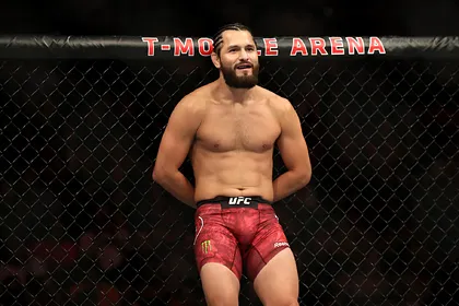 «Главный негодяй» UFC захотел подраться с Нурмагомедовым