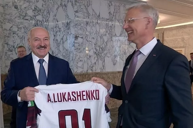 Латвия не признает Лукашенко законным президентом Белоруссии