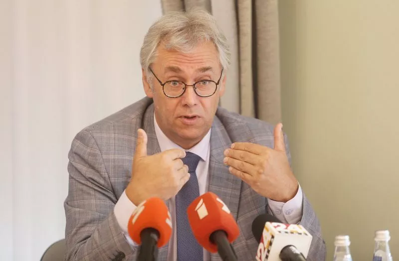 Perevoščikovs: Latvija nebūs pirmā valsts, kurā varētu izplatīties kāds nezināms un bīstams Covid-19 vīrusa celms