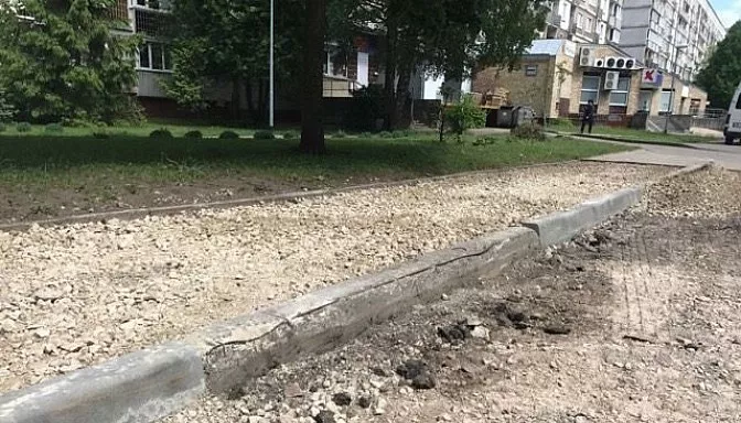 Рижская дума попытается отремонтировать дворы на частной территории — обещает Коссович