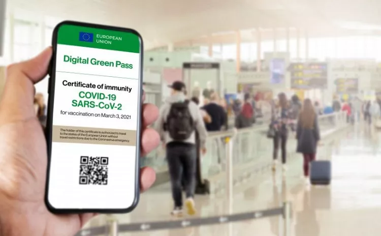JKP ceļ trauksmi, ka Latvija digitālo zaļo sertifikātu varētu ieviest pēdējā visā ES — tikai vasaras beigās