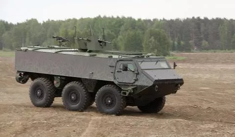 NBS rīcībā nonāks pirmā Latvijā ražotā «Patria» 6×6 bruņumašīna