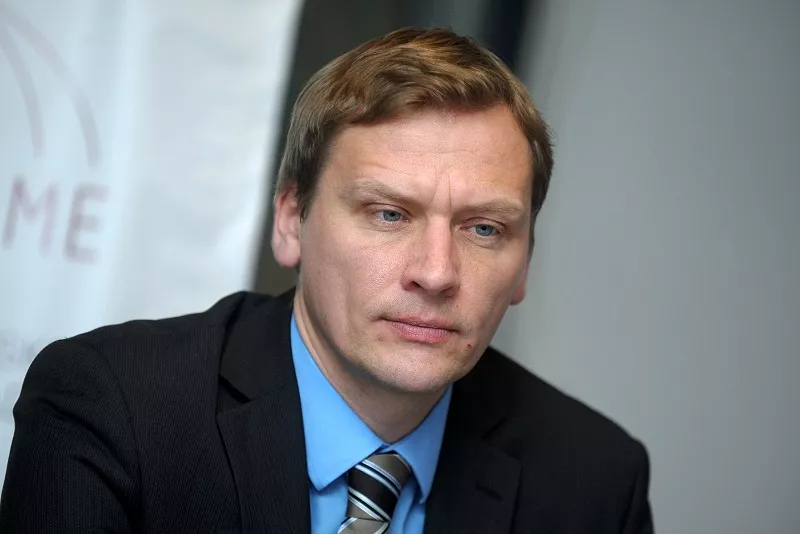 Ministru kabinets un nevalstiskās organizācijas SEPLP locekļa amatam virza Jāni Siksni