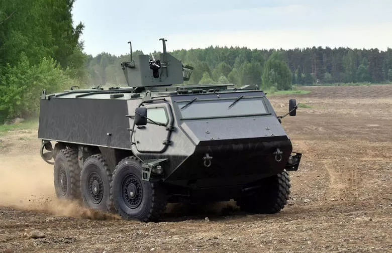 В Латвии планируют начать производство бронемашин Patria 6×6