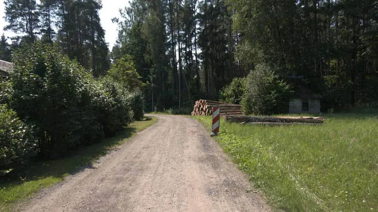 «Врезался в дрова»: в Юмправе погиб водитель мотороллера