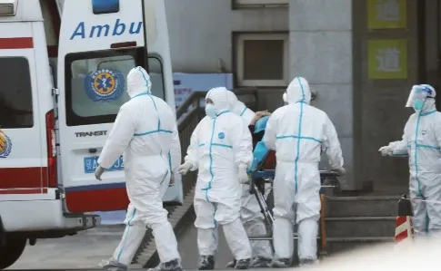 Вирусолог Джонс: дельта-штамм не самоликвидировался, заболеваемость упала из-за вакцинации