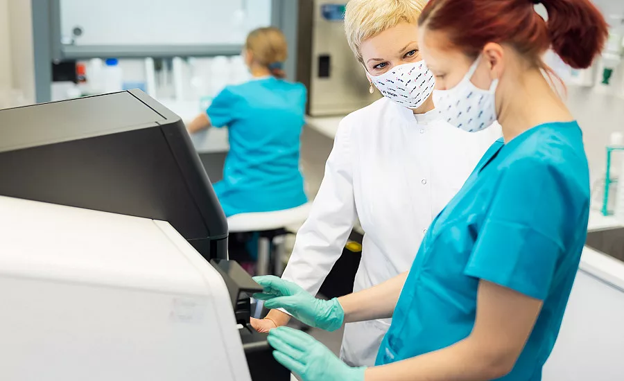 iVF Riga: «Mēs palīdzam pāriem, kuri daudzus gadus cīnījušies pret diagnozi «neauglība», un pāriem ar iedzimtām slimībām.»