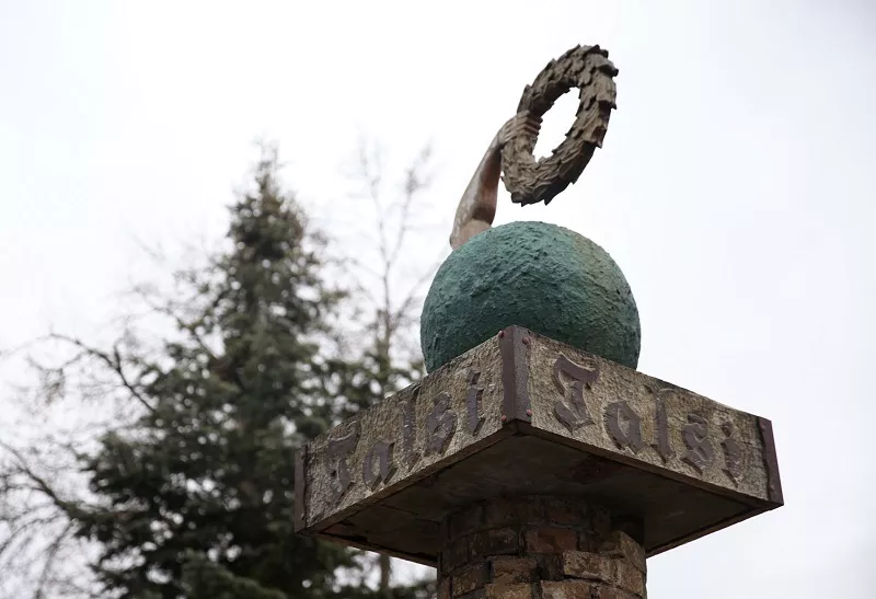 Opozīcija pārmet Talsos domes vadības algu palielināšanu pat par 450%, aizmirstot par darbiniekiem
