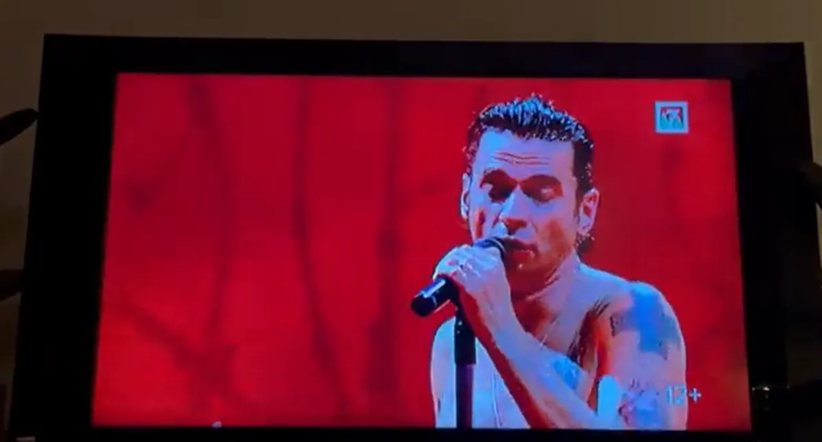 Следуя букве закона: ЛТВ перевело на латышский концерт Depeche Mode, включая все песни