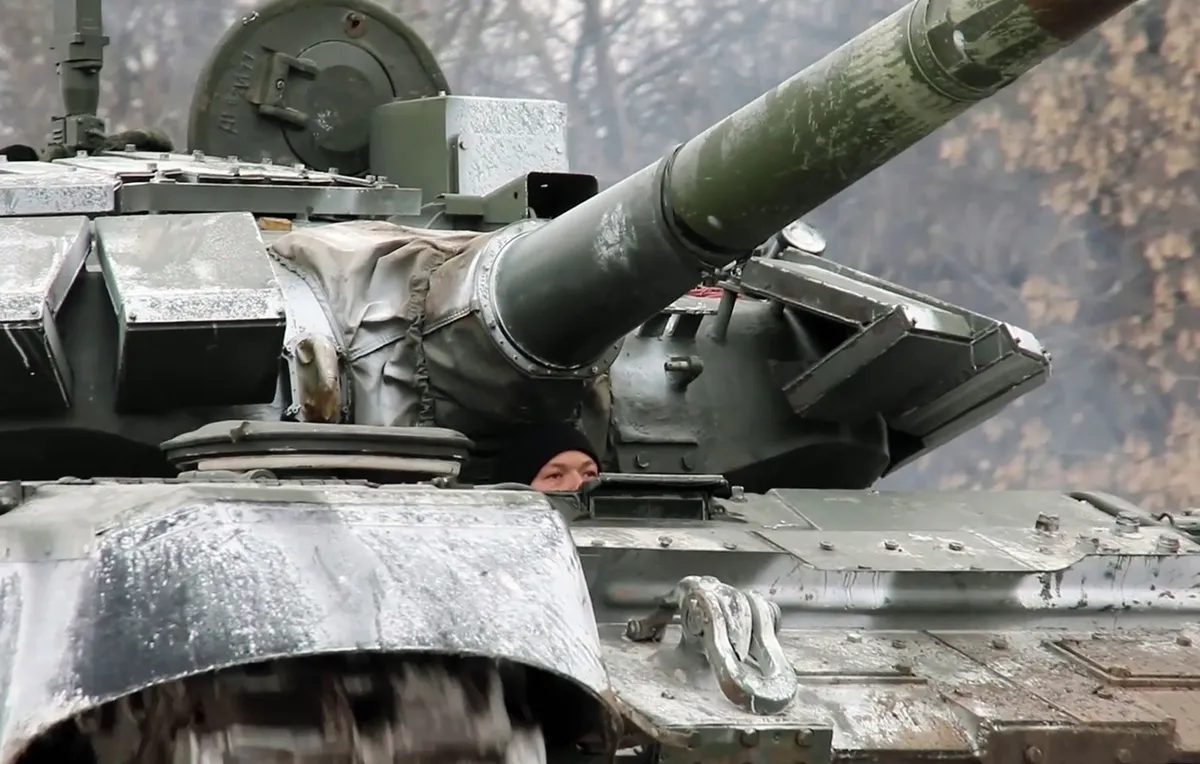 На севере Украины российская армия продвинулась на 5 км: Арестович