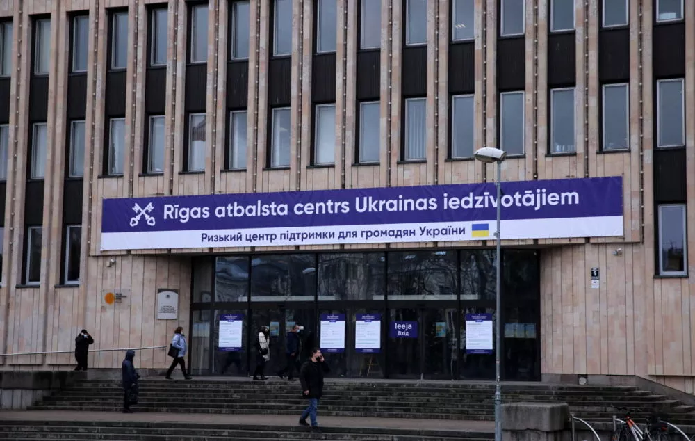 В рижском центре беженцев за три дня обслужено 1500 семей, запись полная до вторника