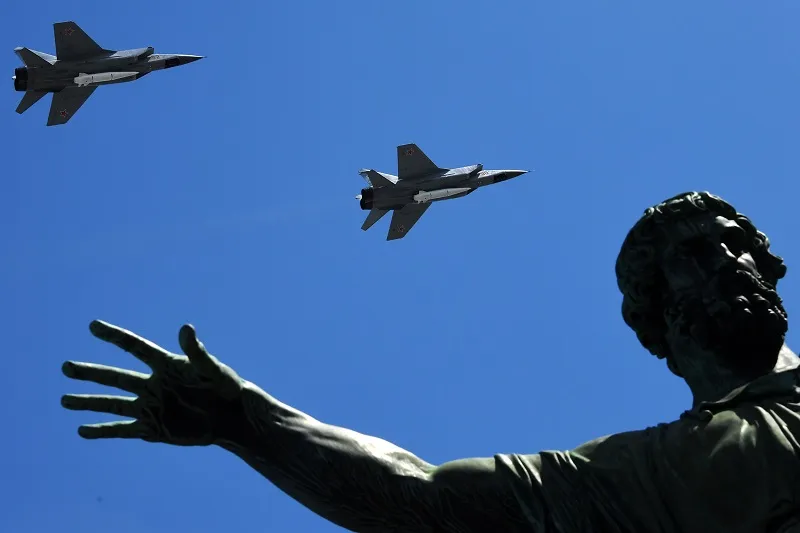 7 минут до Берлина: Россия перебросила под Калининград три МиГ-31 с гиперзвуковыми ракетами «Кинжал»
