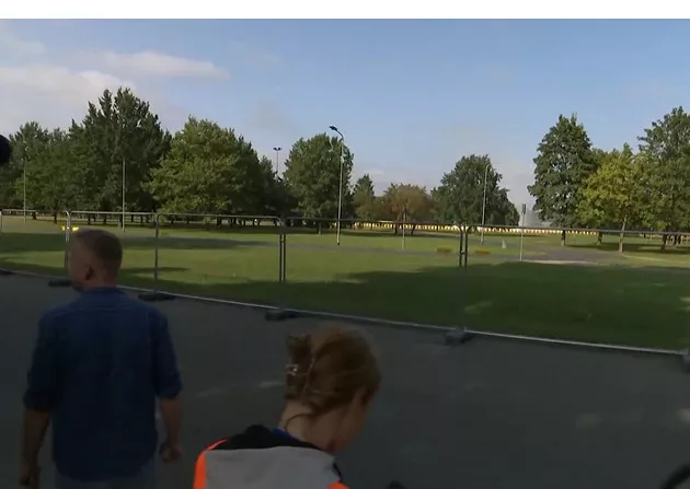 Pārdaugavā sākta bijušā padomju armijas karavīru pieminekļa baseina demontāža