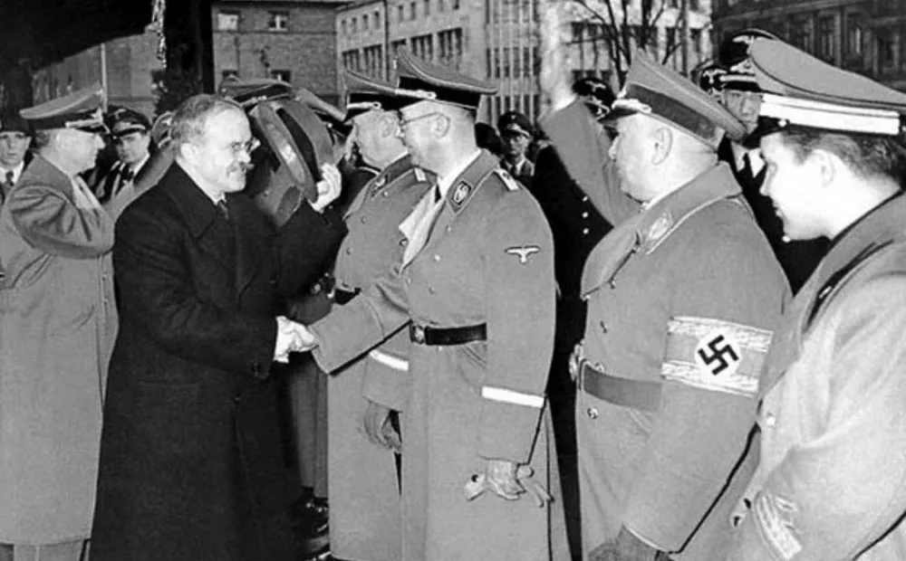Сегодня отмечается день памяти жертв сталинских и нацистских режимов