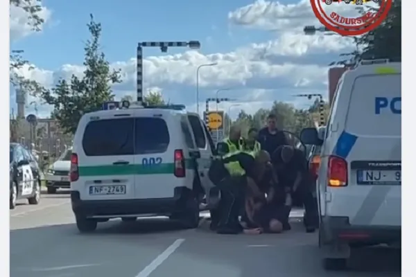 Погоня и задержание в Саласпилсе: водитель почему-то не желал остановиться (ВИДЕО)