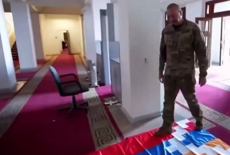 «Вытер ноги о собственную честь»: президент Азербайджана думал унизить армян, а унизил себя