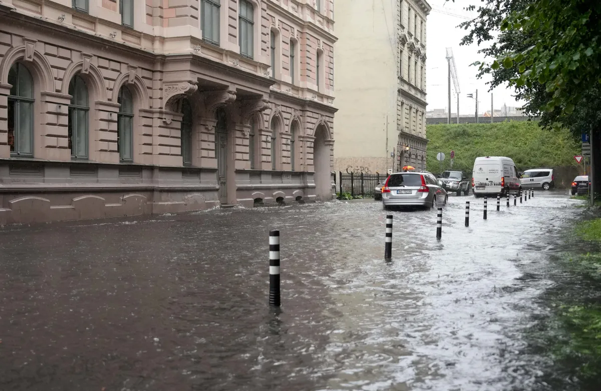 Чего стесняться, пусть будет улица Кирсиса вместо Элизабетес: Андрей Козлов о переименованиях