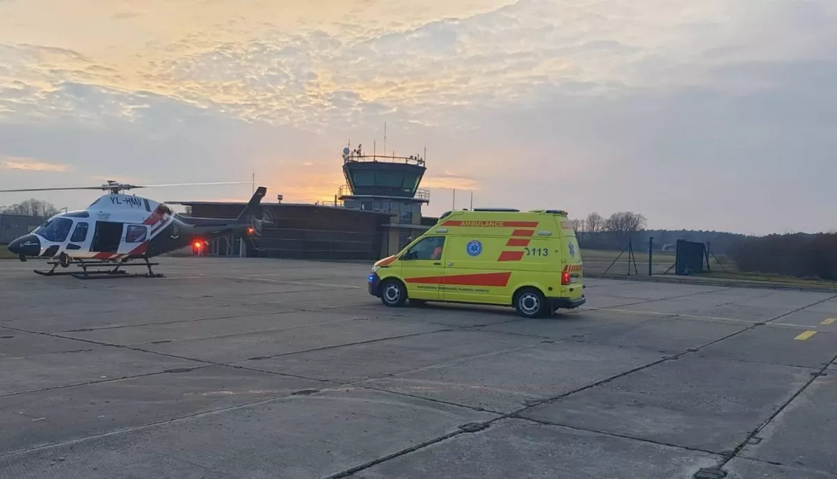 Ar Valsts robežsardzes helikopteru no reģionālās slimnīcas uz Rīgu nogādā donora sirdi