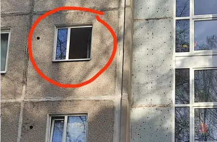 Ребенок бросается яйцами из окна многоэтажки в прохожих: рижанка в шоке