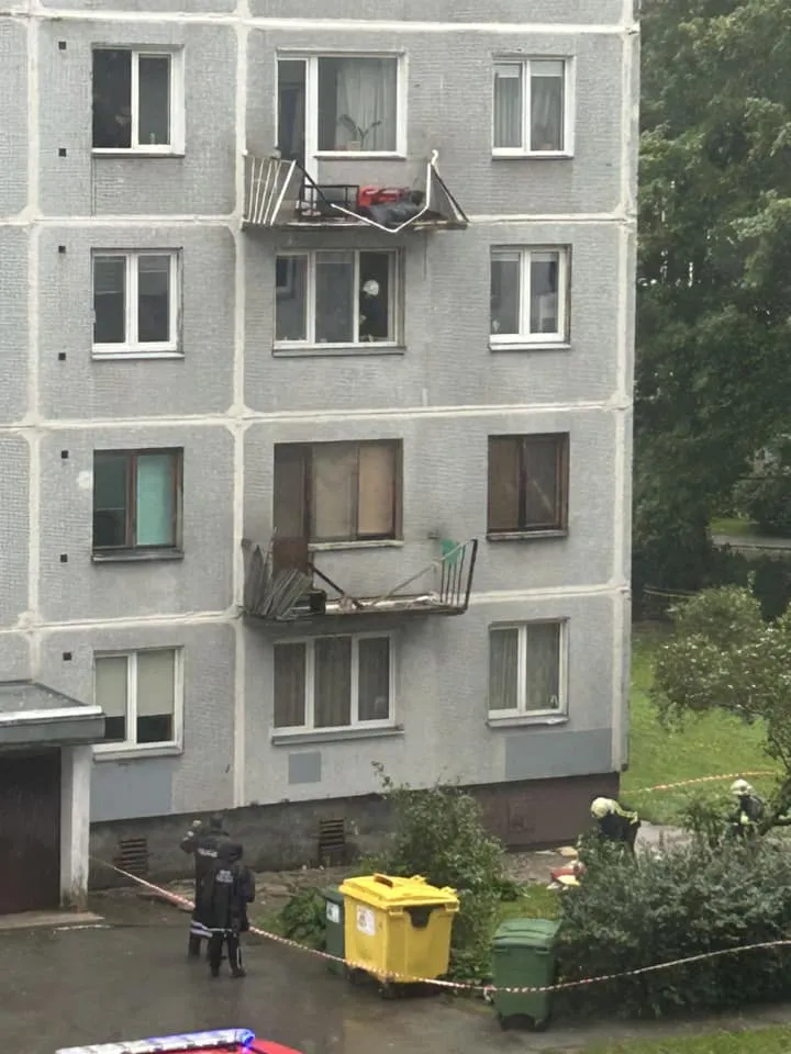 Когда рухнет следующий балкон в латвийской многоэтажке?