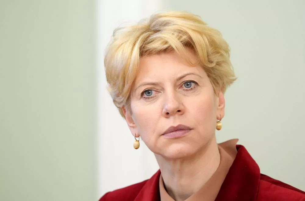 Valdība atbalsta trīs izglītības nozares iestāžu apvienošanu