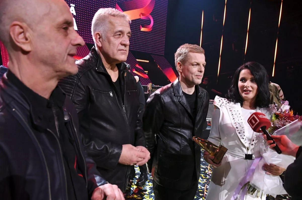 «Muzikālajā bankā» uzvar Antra Stafecka un grupa «Jumprava» ar dziesmu «Baltu dzīvi nodzīvot»