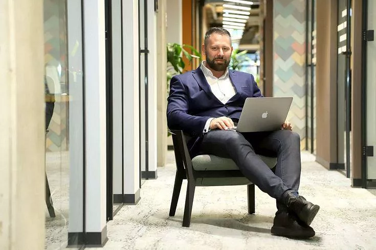 “Oferta Finance” sniedz ieguldījumu izglītības attīstībā