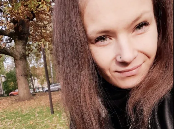 Нашлись живые и здоровые: в Риге пропала женщина с годовалой дочкой