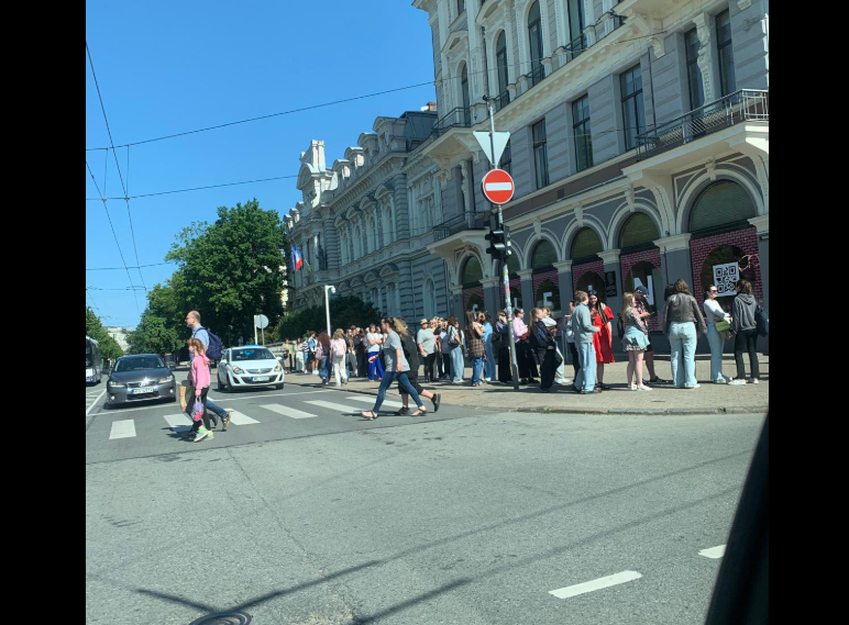 Portāls: «Shein» noliedz saistību ar veikalu Rīgas centrā