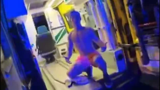Залез в машину скорой и снимал видео для TikTok: медики готовят обращение в полицию (ВИДЕО)