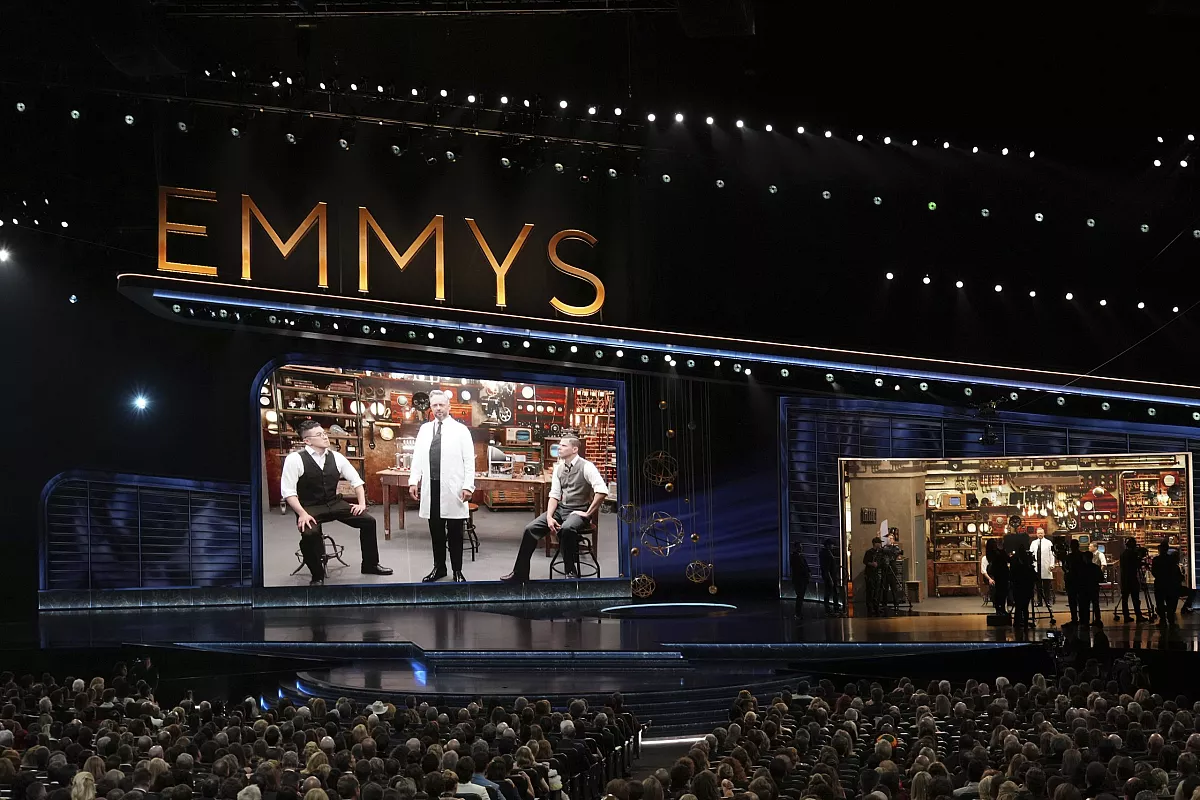 «Emmy» balvas saņem «The Pitt», «The Studio» un «Adolescence»