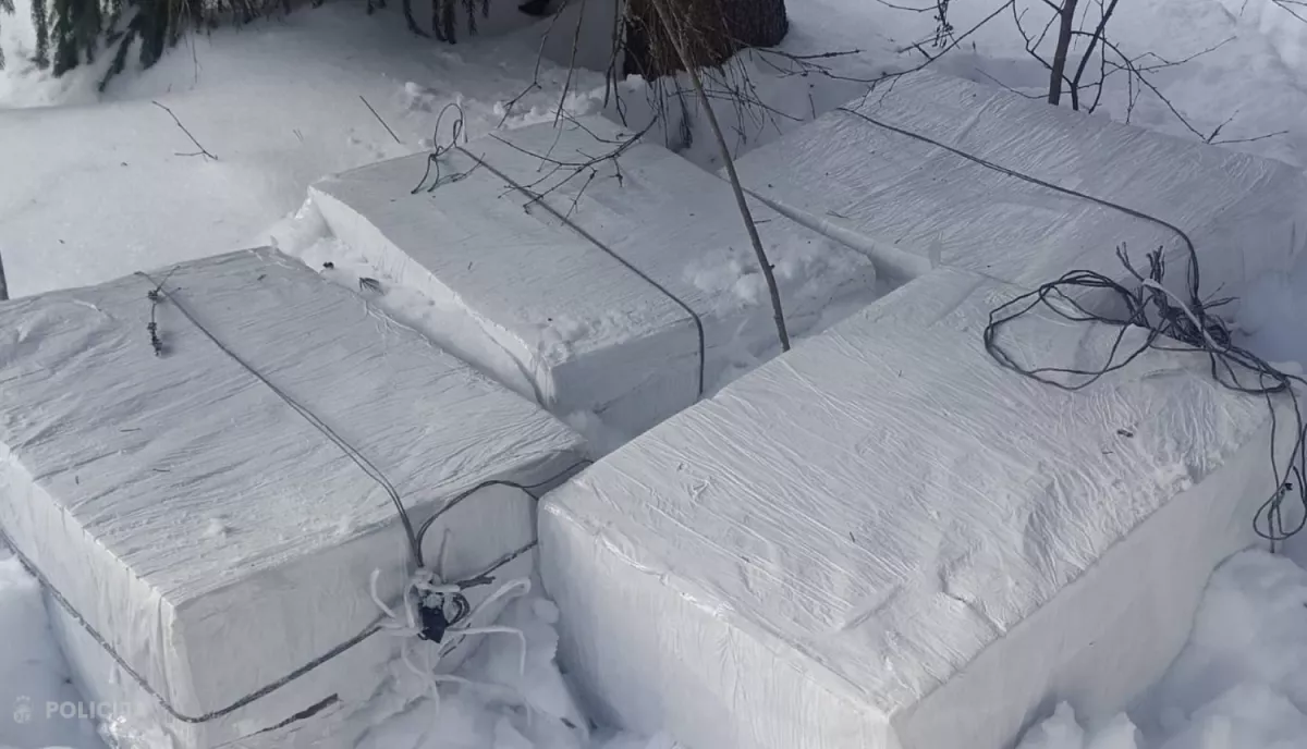 Par cigarešu kontrabandu ar meteoroloģiskajām zondēm Latgalē aizturēti astoņi Latvijas un Lietuvas pilsoņi