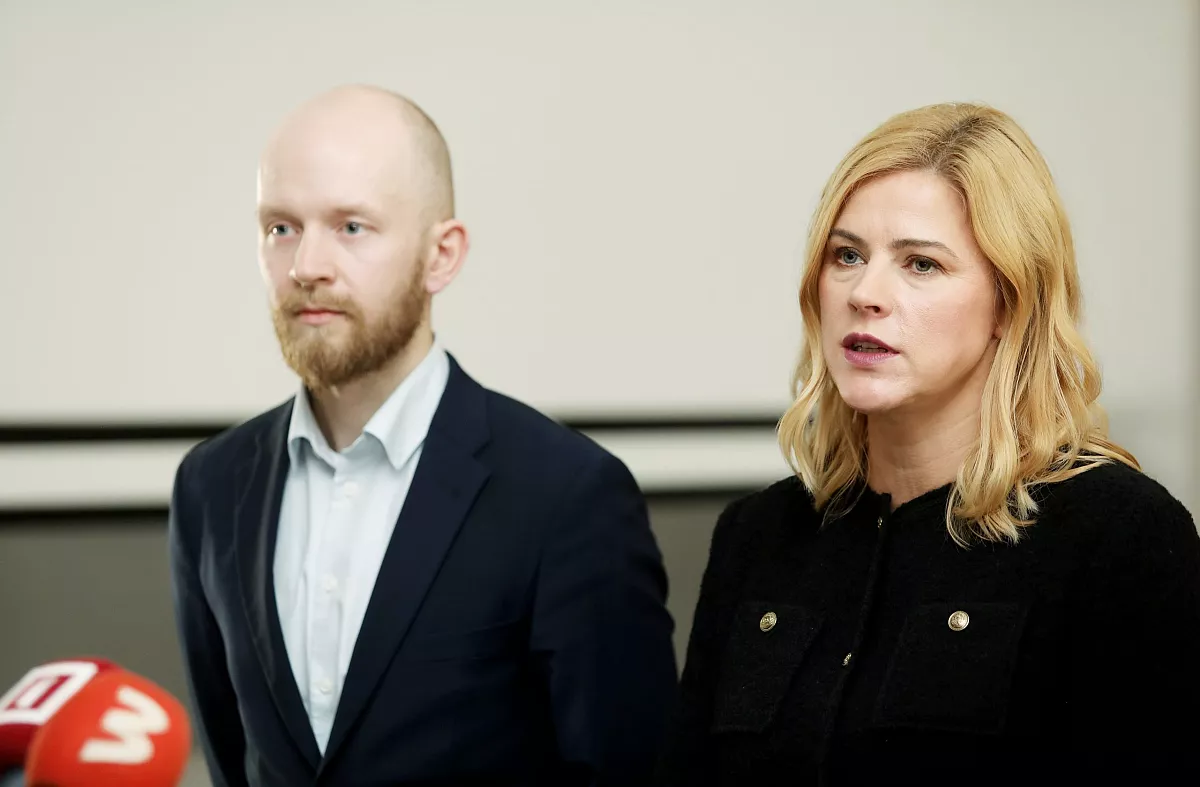 Šuvajevs: Pēc komisijas ziņojuma par valsts atbalstu kokrūpniekiem premjerei jāsāk disciplinārlietas