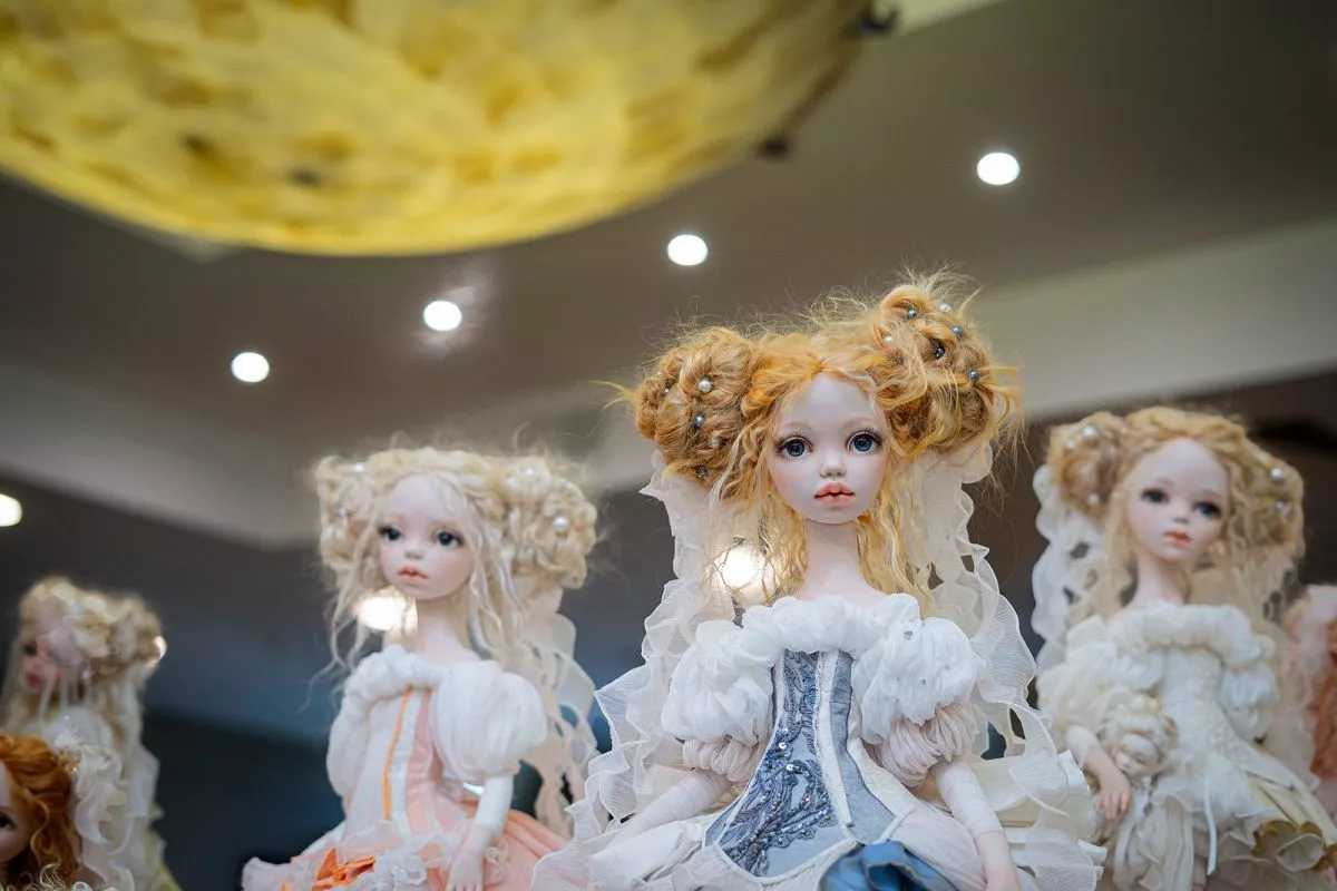 Rīgā notiks starptautiska dizaineru leļļu izstāde «Doll’Arte»