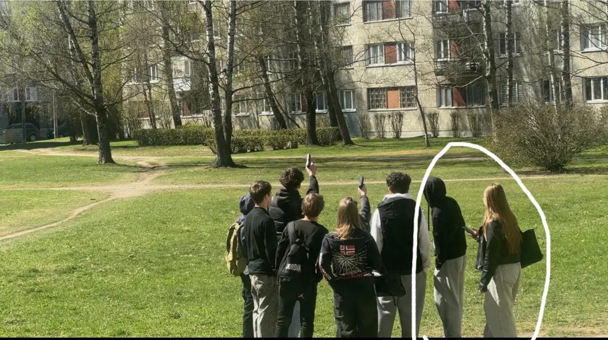 В Кенгарагсе взрослые передали детям два пневматических пистолета: ребята стали стрелять