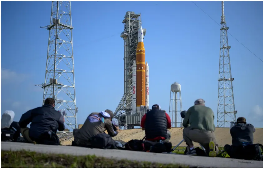 Снова к Луне? Запуск миссии NASA может начать новую космическую гонку