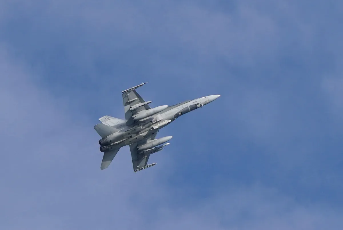 Испанский истребитель F-18 НАТО сбил дрон над Румынией у границы с Молдавией