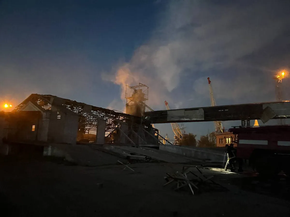 Чёрное море уже похоже на Ормузский пролив: Россия бьёт по украинским портам, блокируя экспорт