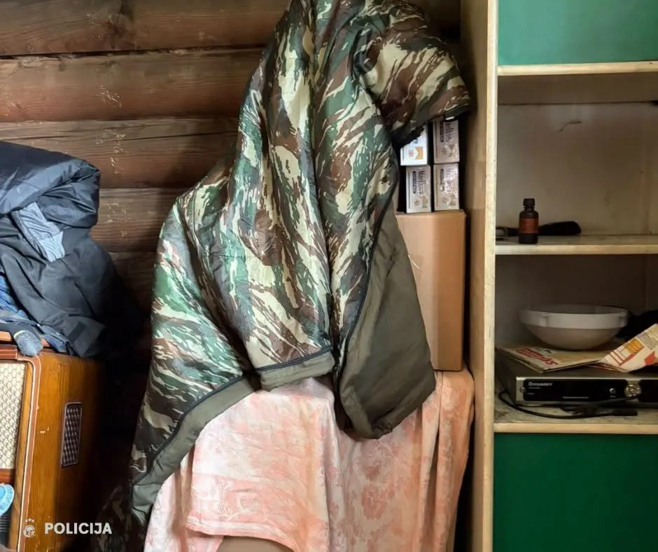 В Резекне поймали контрабандистов: полиция изъяла 70 000 сигарет