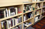 «Очень оригинально»: неожиданная находка читательницы в библиотечной книге (ФОТО)