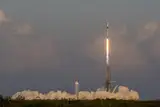 Ракета Crew Dragon компании SpaceX доставила экипаж на МКС