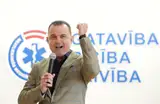 Ход конём: Абу Мери хочет протестовать против себя вместе с медиками