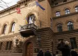 Saeimā otrdien vērtēs deputātu transporta un īres kompensāciju regulējumu