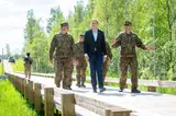 Огонь на поражение? Домбрава поддержал применение силы против нелегальных мигрантов