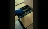 В Риге подделывали моторное масло известных брендов: полиция изъяла контрафакт