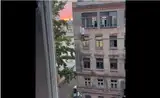 Почти по небу: каскадеры показали класс хождения по натянутой проволоке. ВИДЕО
