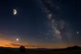 Венера вспыхнет, а Луна покажет дорогу к центру Галактики: NASA рассказало, что случится в небе в сентябре