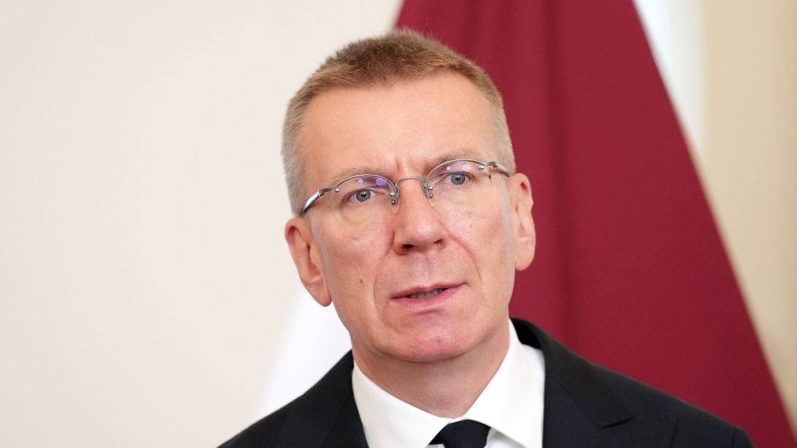 Valsts prezidents: Pēc masīvās datu noplūdes CSDD vadība nedrīkst turpināt darbu