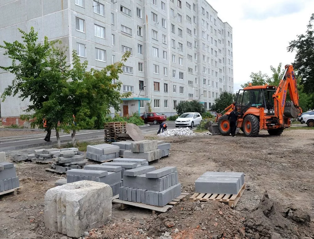 Новые светофоры на перекрестках и ремонт дворов: программа на год