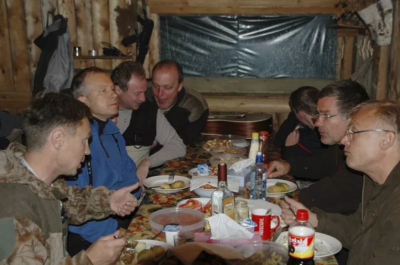 Кучинскис не отрицает аутентичность фотографии Римшевича с Пильщиковым